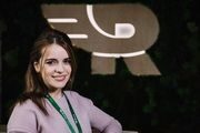  Ларченко Эллина. Ведущий специалист отдела маркетинга. 